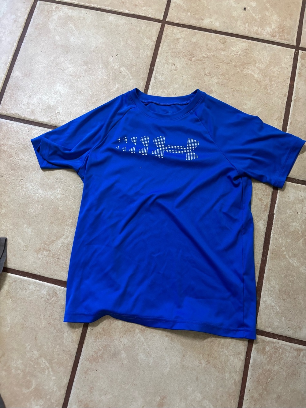 (A335)Under Armour Boys' Bright Blue Performance Tee with Logo Size Small
